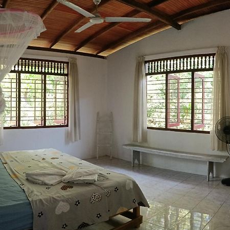 'Kolamba Gedara' Green Apartment Ruwanwella Exterior photo